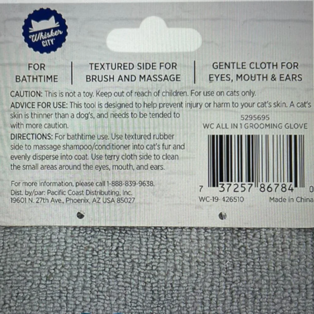 Cat grooming kit, Nail clippers, undercoat fur comb, rubber brush and cloth mitt